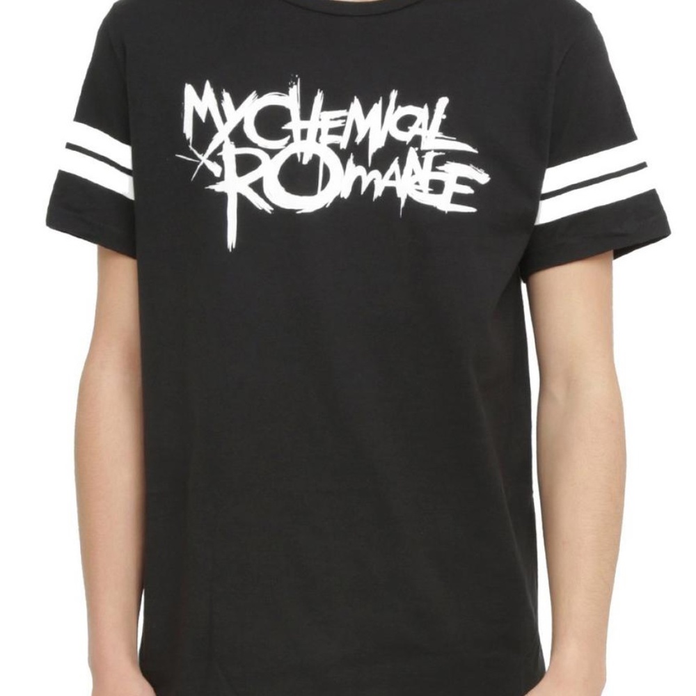 MY CHEMICAL ROMANCE ATHLETIC TEE EMO MEDIUM BLACK PARADE LOGO